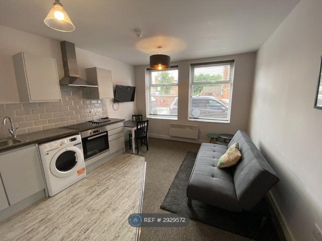 Apartment for rent in Elmfield, Leicestershire