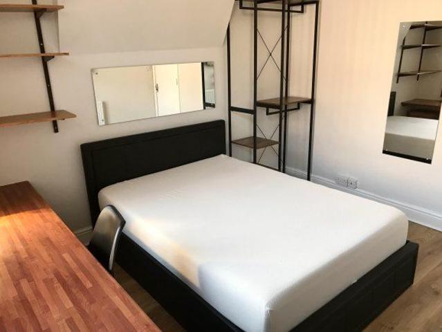 Room for rent in Elmfield, Leicestershire