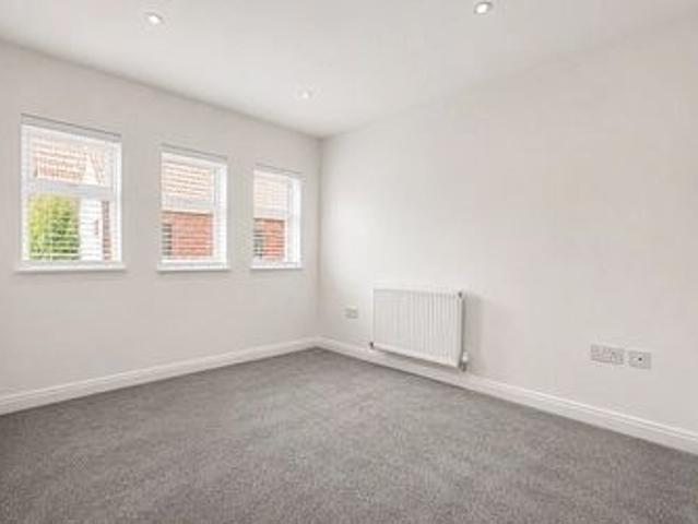 Apartment for rent in East Cliff, Acol