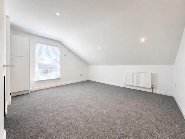 Apartment for rent in East Cliff, Acol