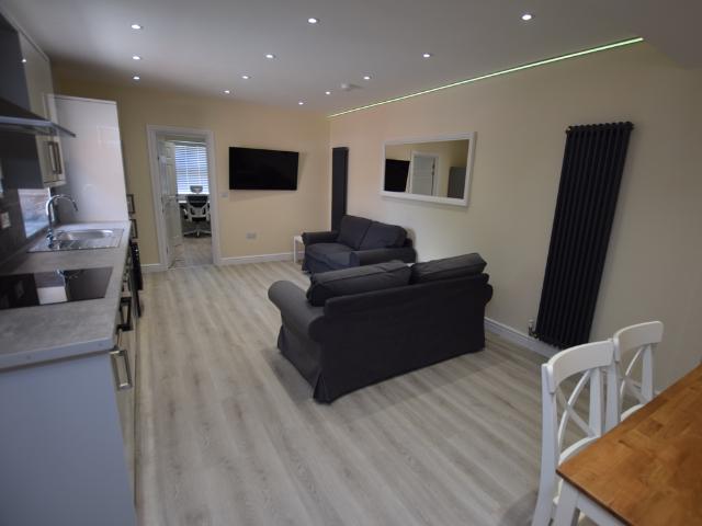 Room for rent in Elmfield, Leicestershire