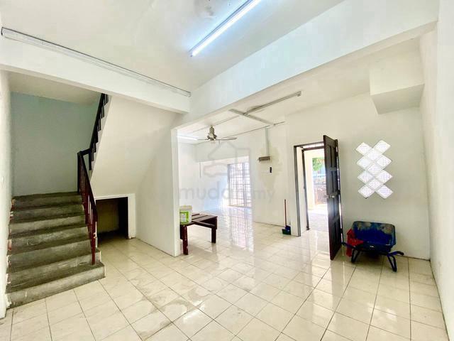 Terraced House for sale in Petaling, Subang Jaya