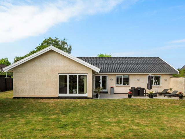 Villa til salg i Vallensbæk Strand, Brøndby