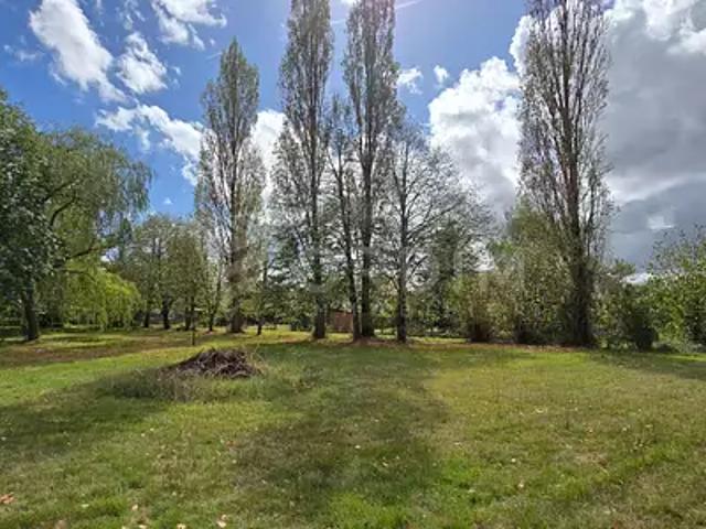 Terrain vente à Bourges, Léré