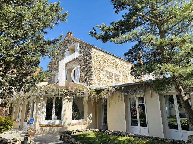 Maison vente à Saint-Germain-en-Laye, Les Alluets-le-roi