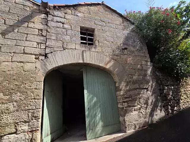 Maison vente à Nîmes, Les Angles