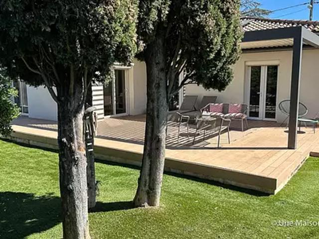Maison vente à Nîmes, Les Angles