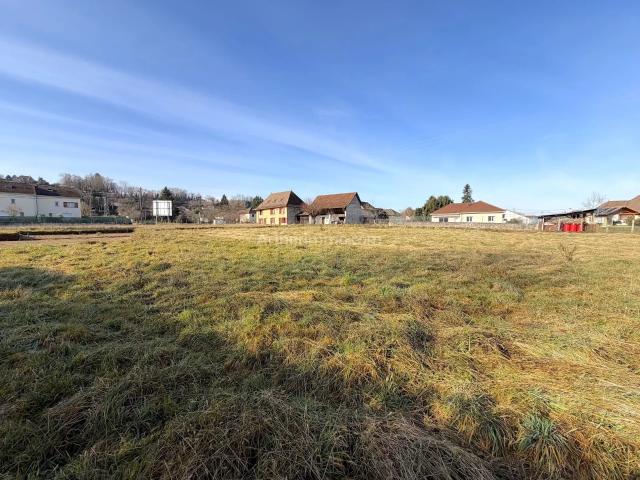Terrain vente à La Tour-du-Pin, Les Avenières