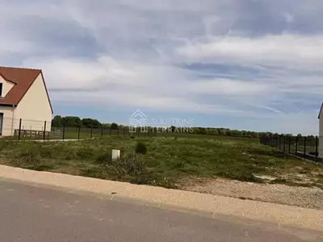 Terrain vente à La Cour aux Chemins, Les Bréviaires