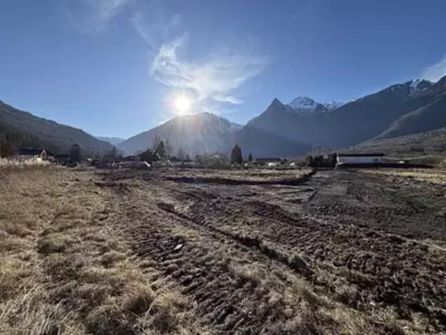 Terrain vente à Saint-Jean-de-Maurienne, Les Chavannes-en-maurienne