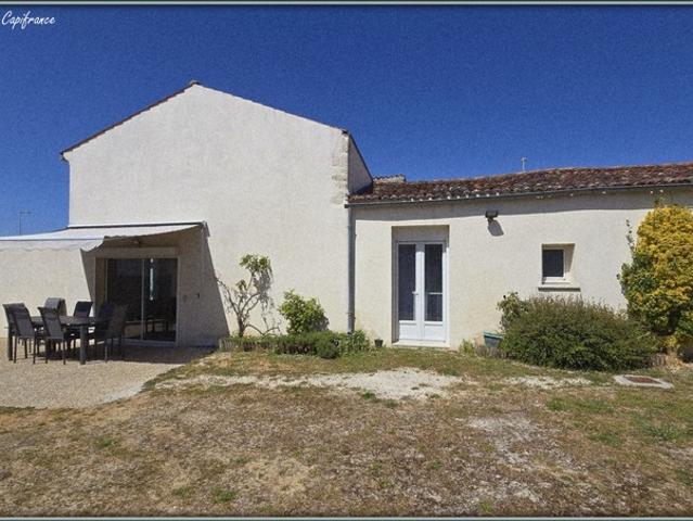 Maison vente à Saint-Jean-d'Angély, Les Eglises-d'argenteuil