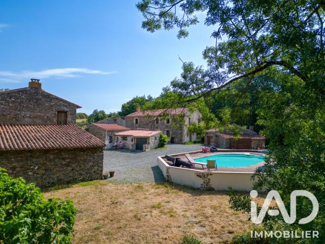 Maison vente à La Roche-sur-Yon, Les Essarts