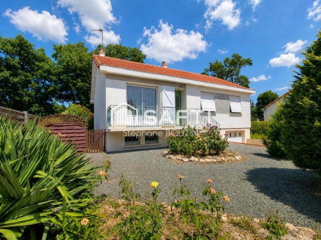 Maison vente à La Roche-sur-Yon, Les Essarts