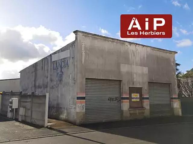 Garage vente à La Roche-sur-Yon, Les Herbiers