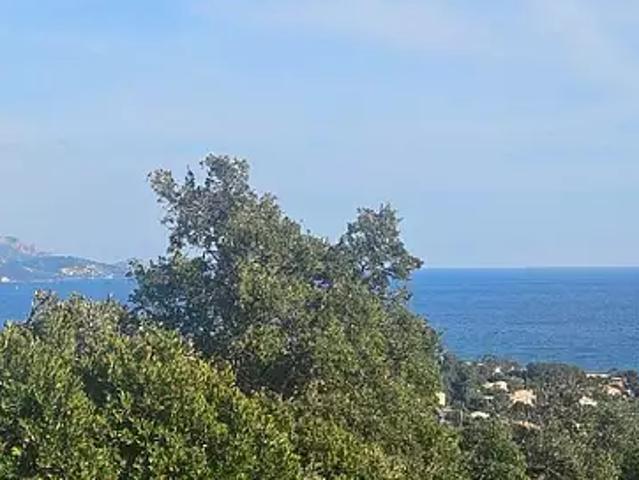 Terrain vente à Arrondissement de Draguignan, Roquebrune-sur-argens