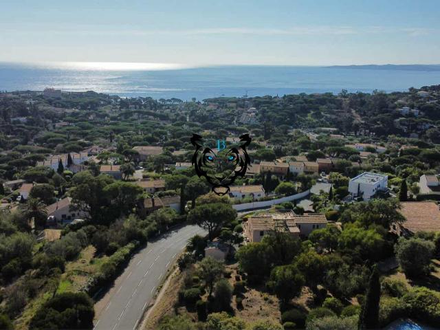 Terrain vente à Arrondissement de Draguignan, Roquebrune-sur-argens