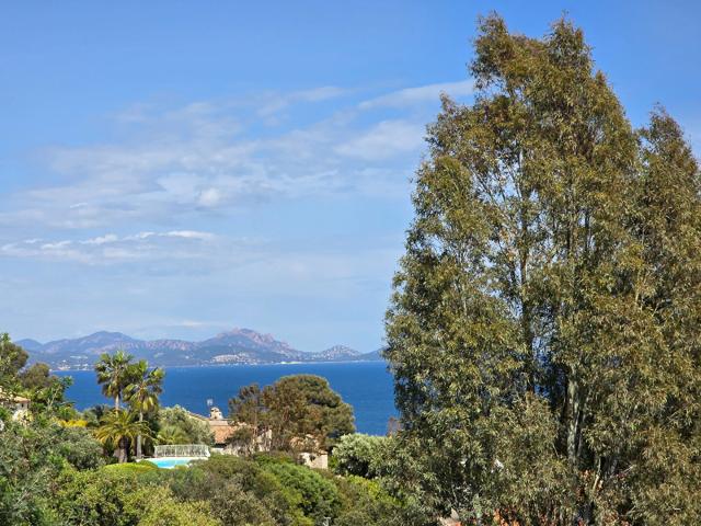 Terrain vente à Arrondissement de Draguignan, Roquebrune-sur-argens