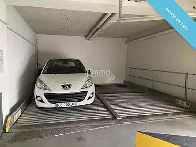 Garage vente à Bobigny, Les Lilas