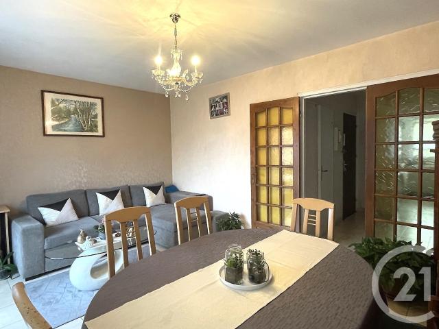 Appartement vente à Mantes-la-Jolie, Les Mureaux
