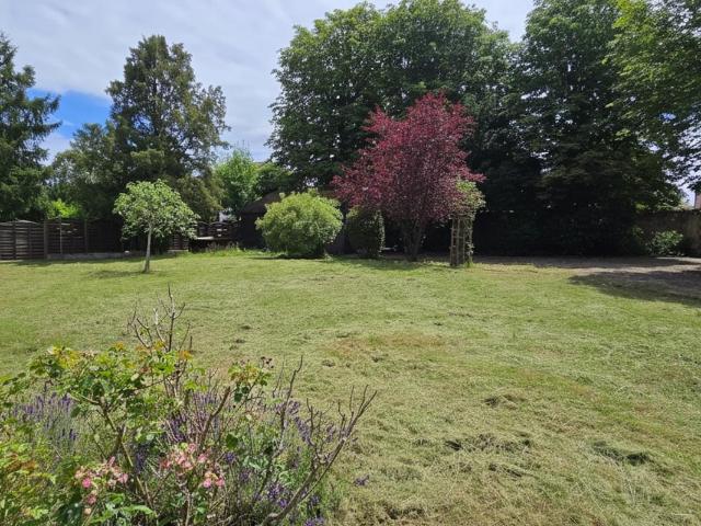 Terrain vente à Mantes-la-Jolie, Les Mureaux