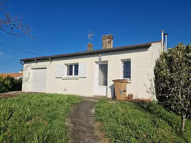 Maison vente à Saint-Jean-d'Angély, Les Nouillers