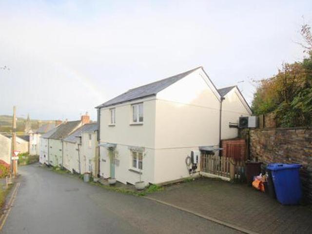 House for sale in Lostwithiel, Cornwall