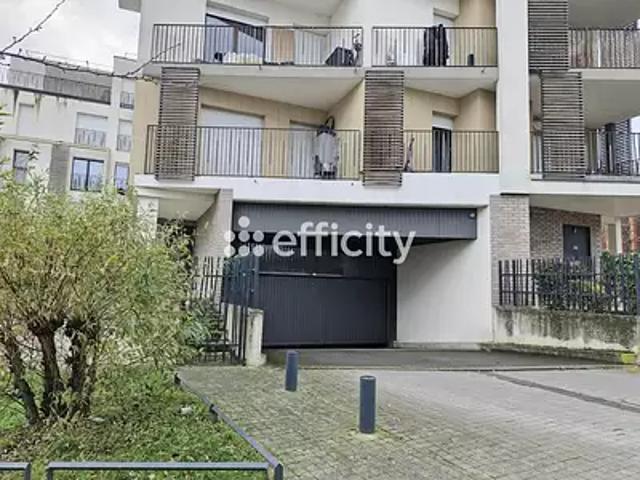 Garage vente à Le Raincy, Les Pavillons-sous-bois