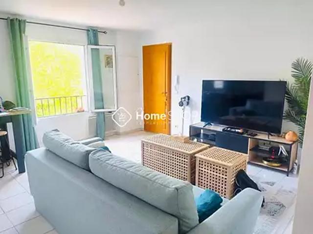 Appartement location à Saint-Roch, Les Pennes-Mirabeau