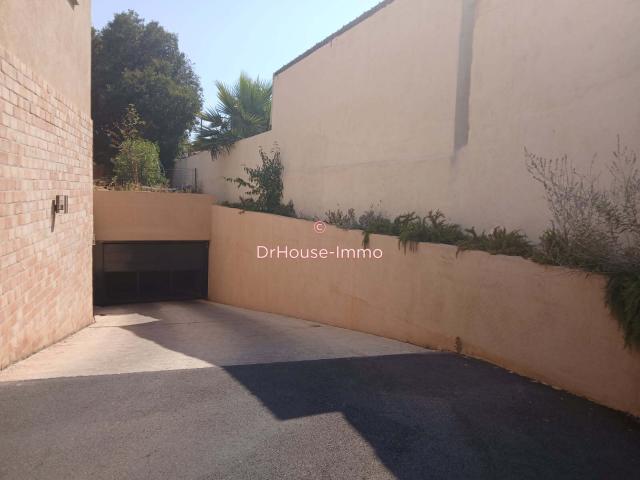 Garage vente à Arrondissement de Toulon, Toulon