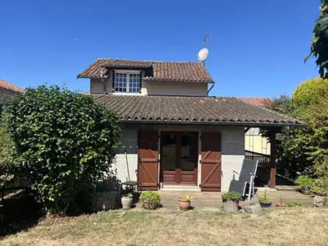 Maison vente à Rochechouart, Les Salles-lavauguyon