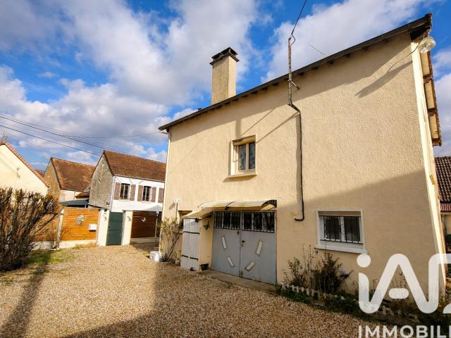 Maison vente à Sens, Les Sièges