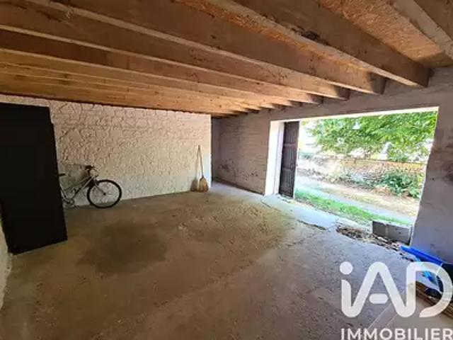 Garage vente à Saint-Jean-d'Angély, Les Touches-de-périgny