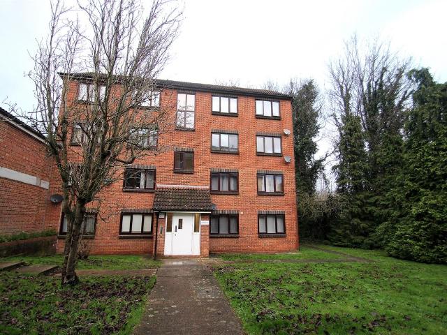 Apartment for rent in Ringlestone, Midway