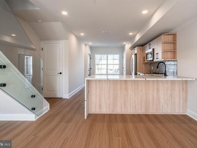Condo for sale in Philadelphia Condo for sale in Philadelphia