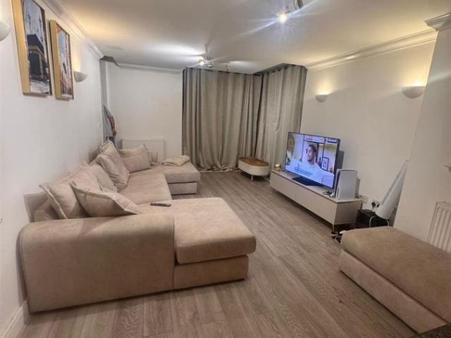 Apartment for rent in London Borough of Croydon, Greater London