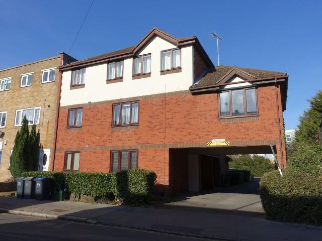 Studio for rent in London Borough of Croydon, Selhurst