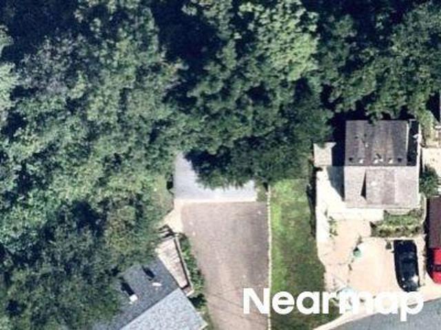 House for sale in Mound