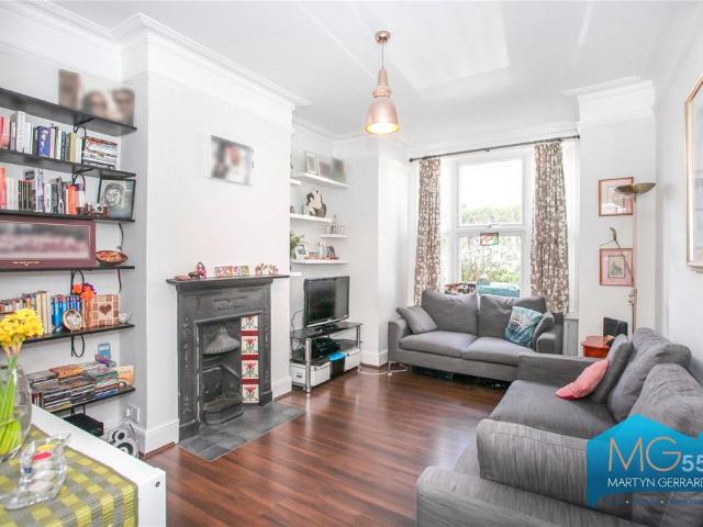Apartment for rent in Finchley, Greater London