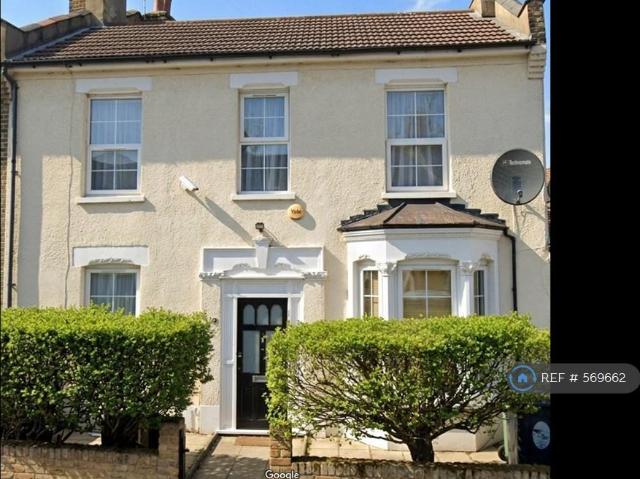 Apartment for rent in Temple Mills, Greater London