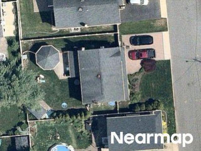 House for sale in Bethpage, New York