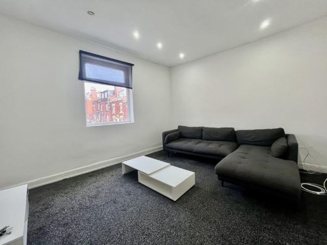 House for rent in Woodhouse, West Yorkshire
