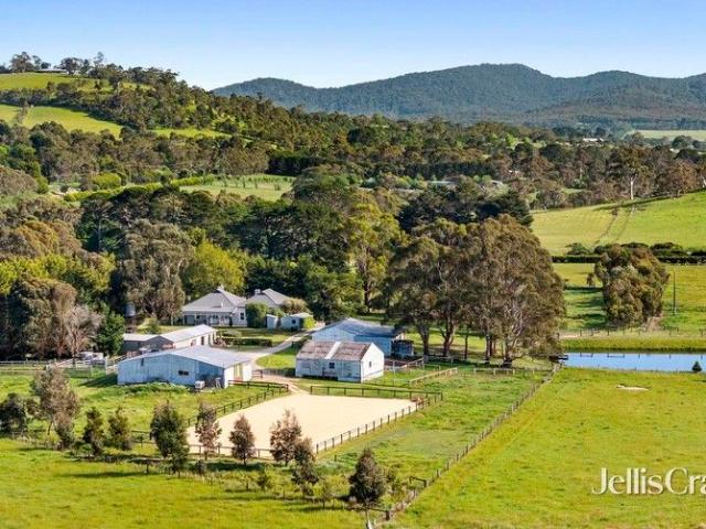 House for sale in Newham, Victoria