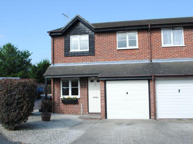 House for rent in Stroud Green, Barling