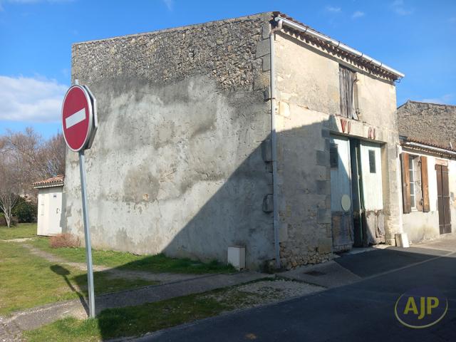 Garage vente à Lesparre-Médoc, Lesparre-médoc