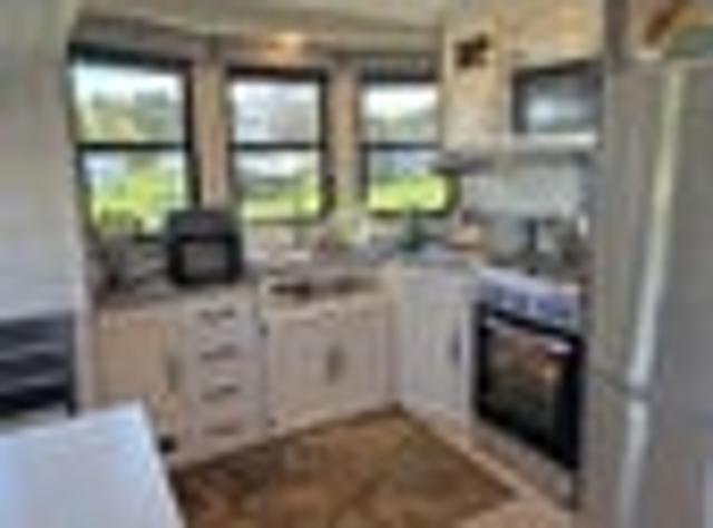 Apartment for sale in Chaslands, Canterbury