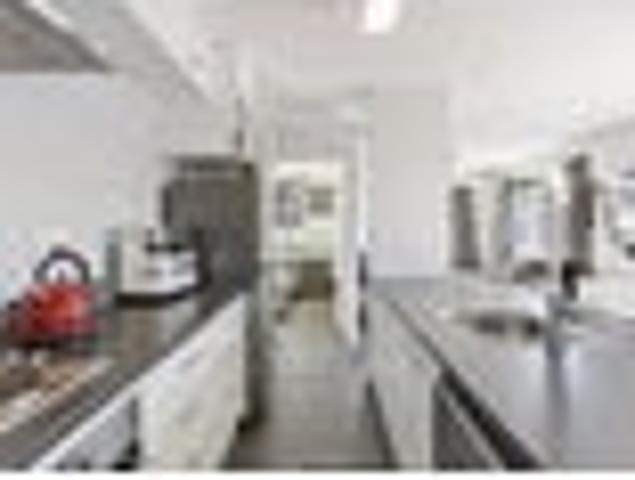 House for sale in Chaslands, Canterbury
