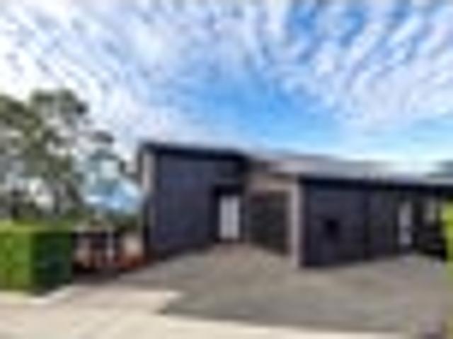 House for sale in Britannia Heights