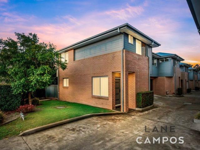 Townhouse for sale in Ambergate, New South Wales