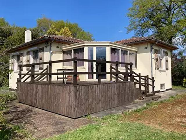 Maison vente à Confolens, Lessac