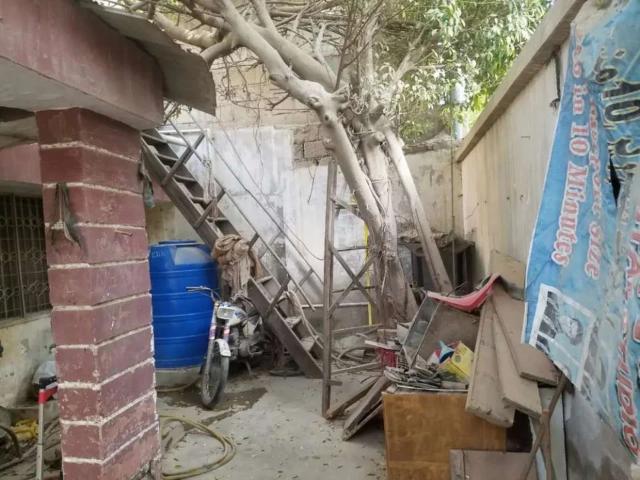 House for sale in Sector 15-A/5, کراچی ڈویژن
